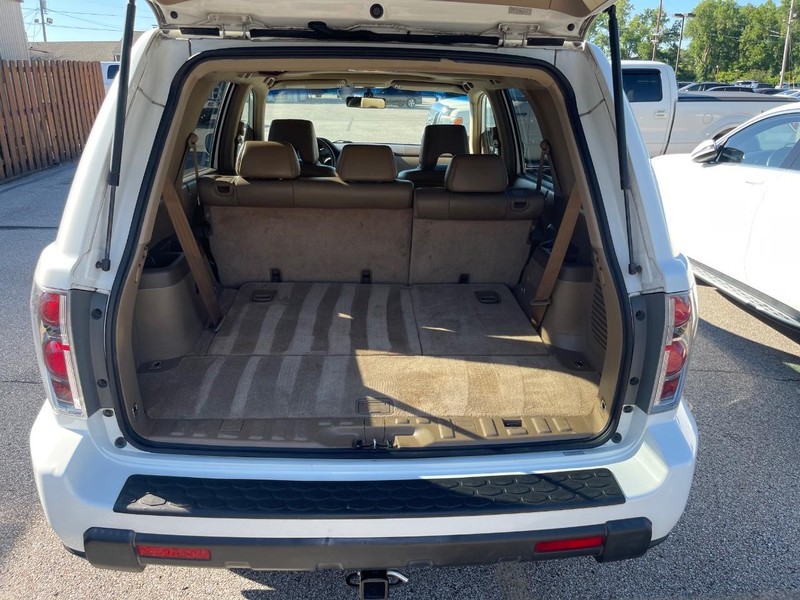Honda Pilot Vehicle Full-screen Gallery Image 18