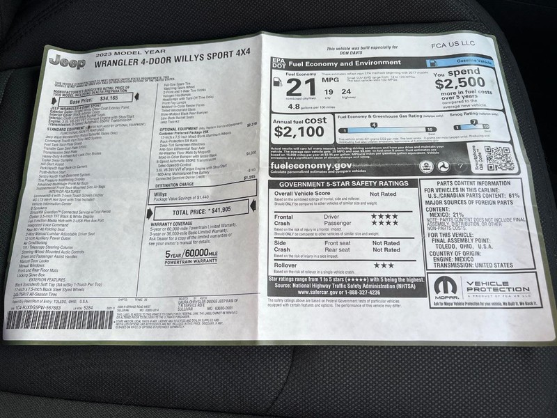 Jeep Wrangler Vehicle Full-screen Gallery Image 10