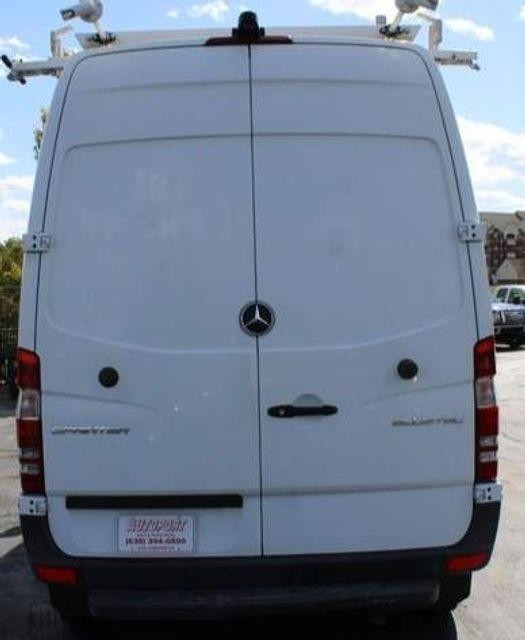 Mercedes-Benz Sprinter Cargo Vans Vehicle Full-screen Gallery Image 6