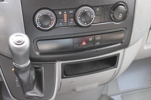 Mercedes-Benz Sprinter Cargo Vans Vehicle Full-screen Gallery Image 12