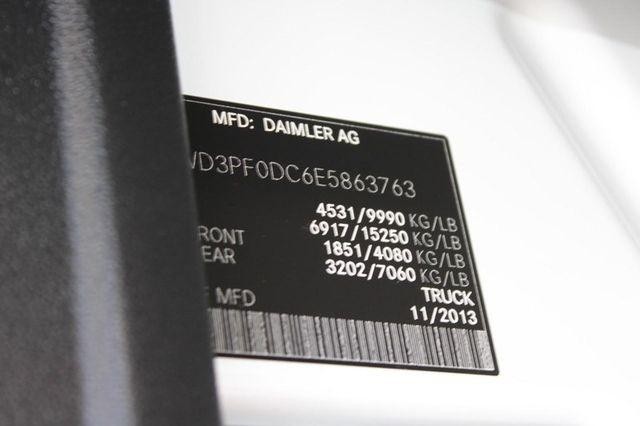 Mercedes-Benz Sprinter Cargo Vans Vehicle Full-screen Gallery Image 18