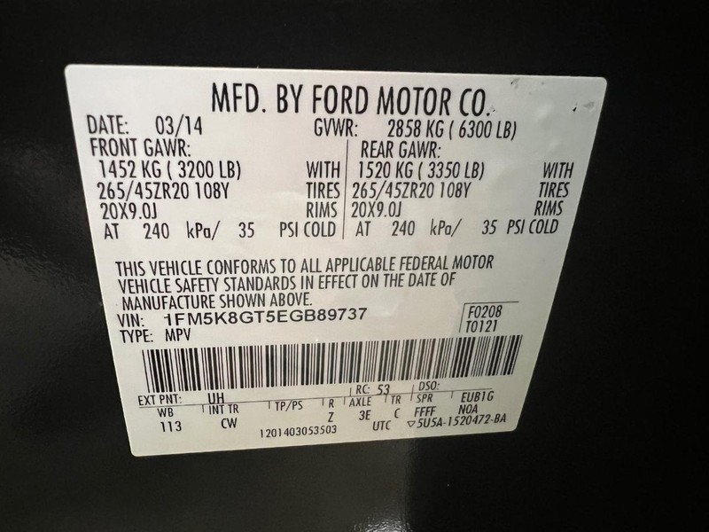 Ford Explorer Vehicle Full-screen Gallery Image 10