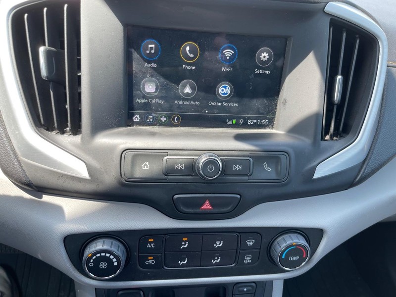 GMC Terrain Vehicle Full-screen Gallery Image 6