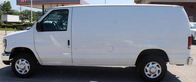 Ford Econoline Cargo Van Vehicle Full-screen Gallery Image 2