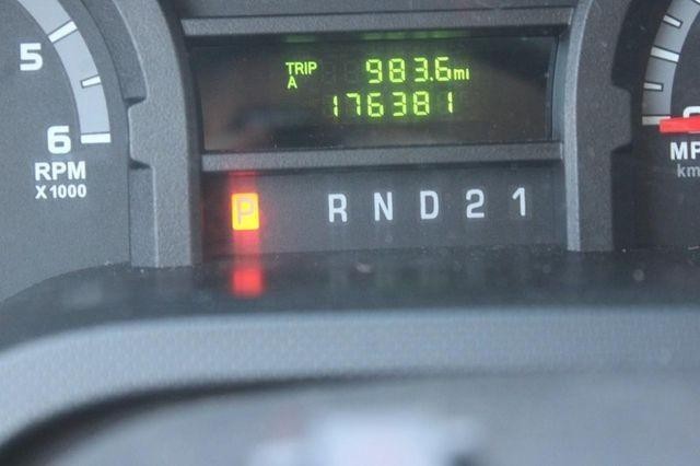 Ford Econoline Cargo Van Vehicle Full-screen Gallery Image 9