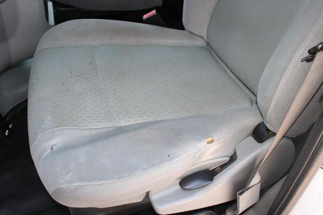 Ford Econoline Cargo Van Vehicle Full-screen Gallery Image 14