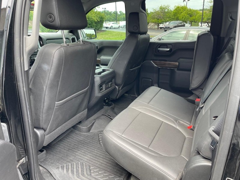 Chevrolet Silverado 1500 Vehicle Full-screen Gallery Image 11