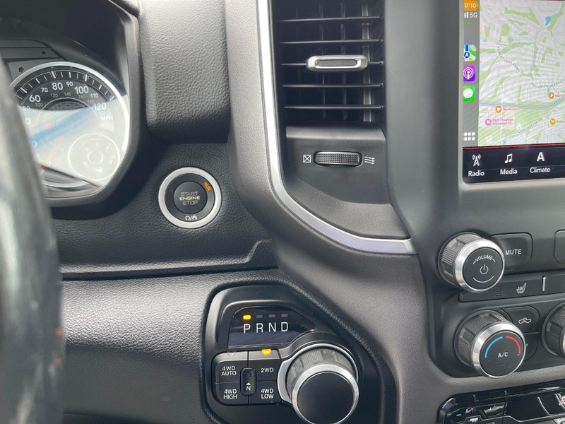 Ram 1500 Vehicle Full-screen Gallery Image 10