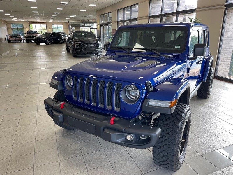 Jeep Wrangler Unlimited Vehicle Full-screen Gallery Image 3