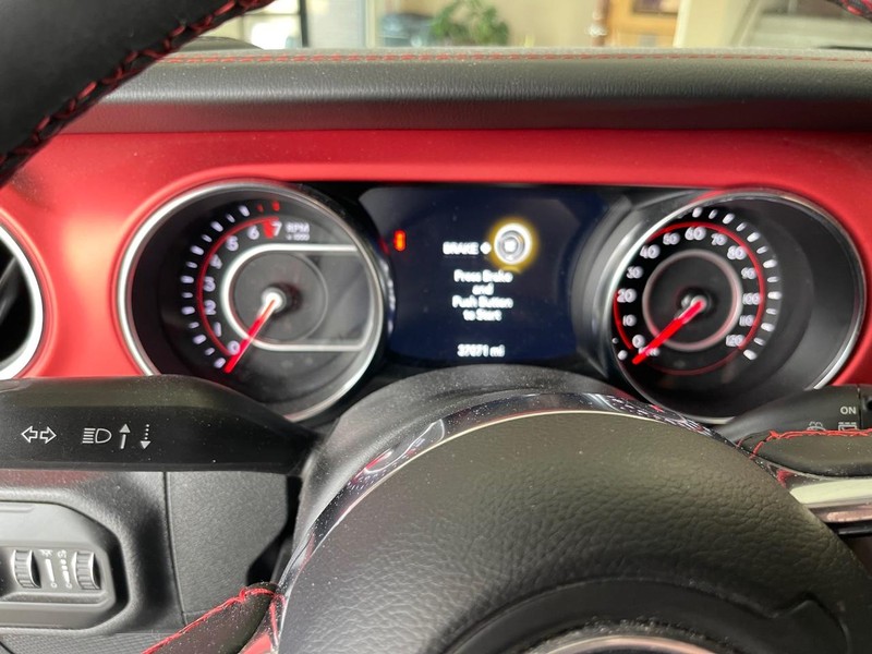 Jeep Wrangler Unlimited Vehicle Full-screen Gallery Image 11