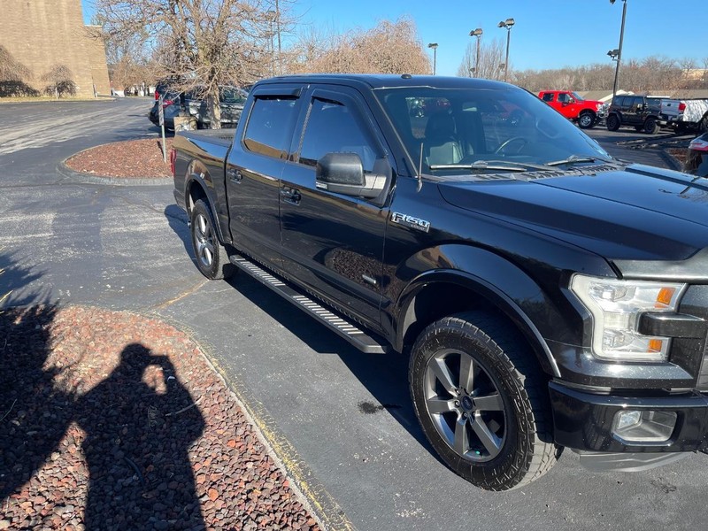 Ford F-150 Vehicle Full-screen Gallery Image 2