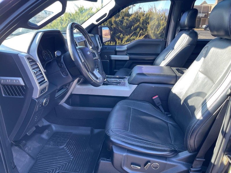 Ford F-150 Vehicle Full-screen Gallery Image 20