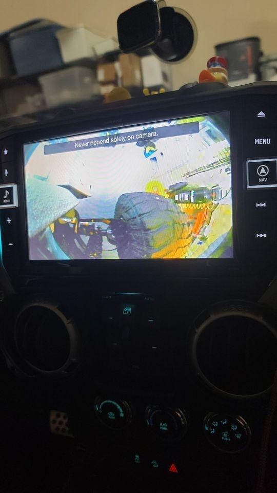 Jeep Wrangler Unlimited Vehicle Full-screen Gallery Image 15