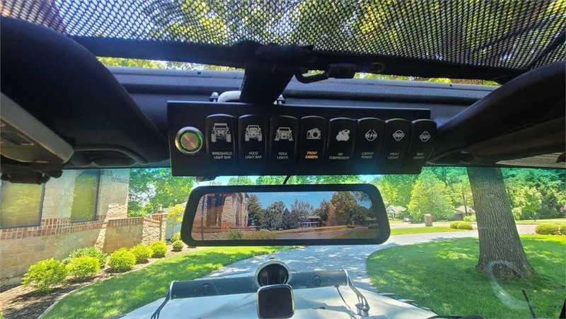 Jeep Wrangler Unlimited Vehicle Full-screen Gallery Image 10