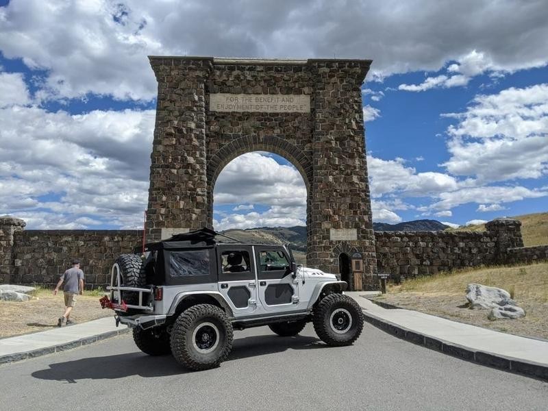 Jeep Wrangler Unlimited Vehicle Full-screen Gallery Image 24