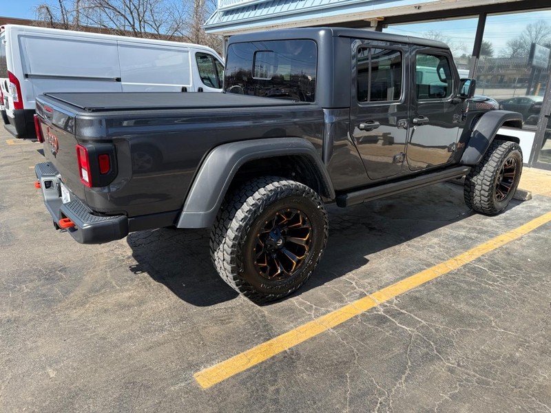 Jeep Gladiator Vehicle Full-screen Gallery Image 5