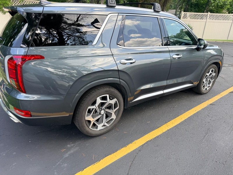 Hyundai Palisade Vehicle Full-screen Gallery Image 4