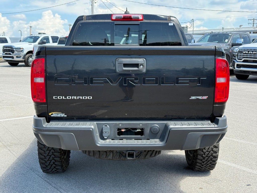 Chevrolet Colorado Vehicle Full-screen Gallery Image 04