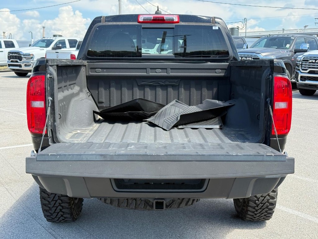 Chevrolet Colorado Vehicle Full-screen Gallery Image 06