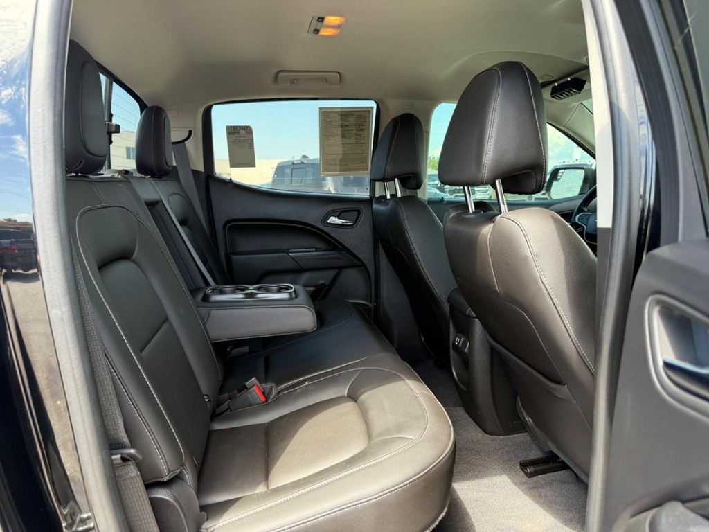 Chevrolet Colorado Vehicle Full-screen Gallery Image 10