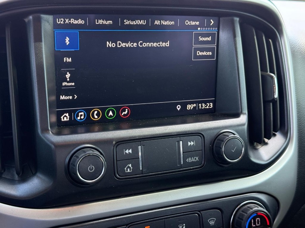 Chevrolet Colorado Vehicle Full-screen Gallery Image 15