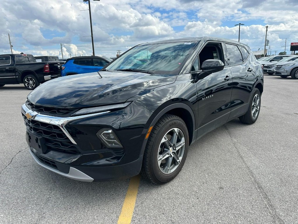 Chevrolet Blazer Vehicle Full-screen Gallery Image 08