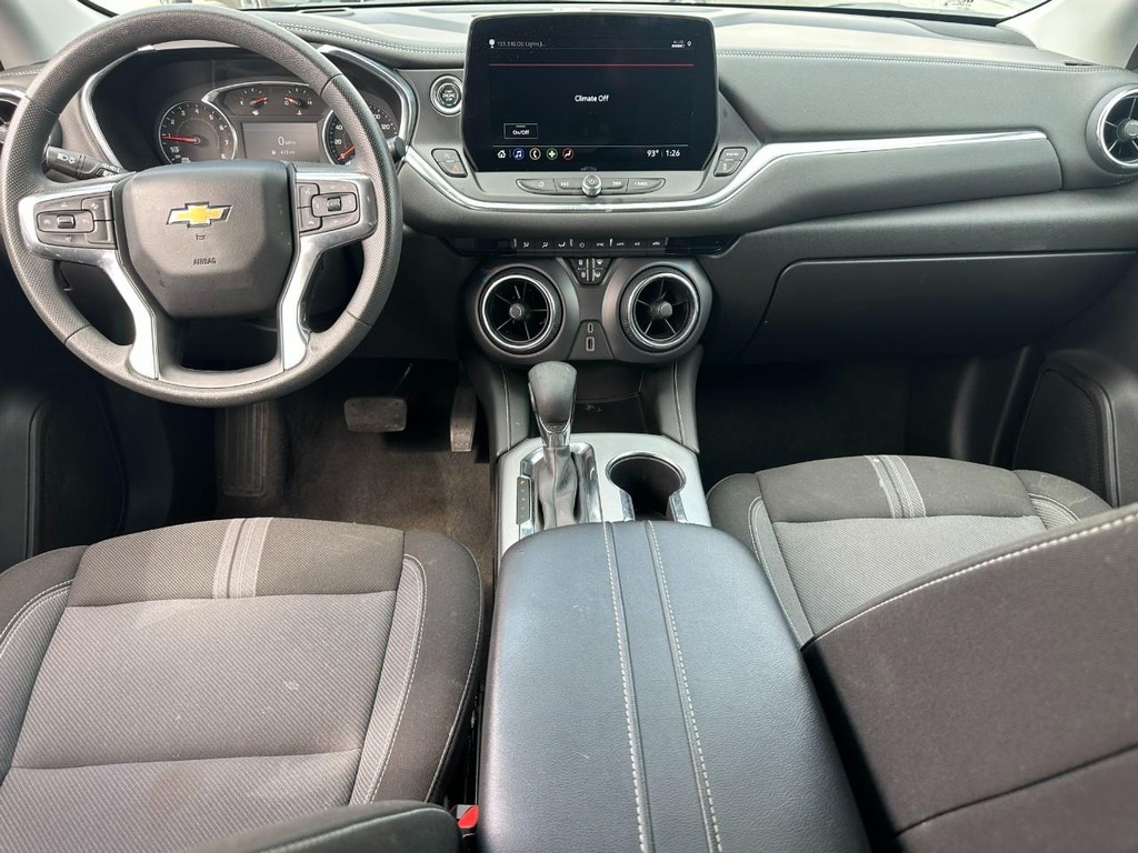 Chevrolet Blazer Vehicle Full-screen Gallery Image 11