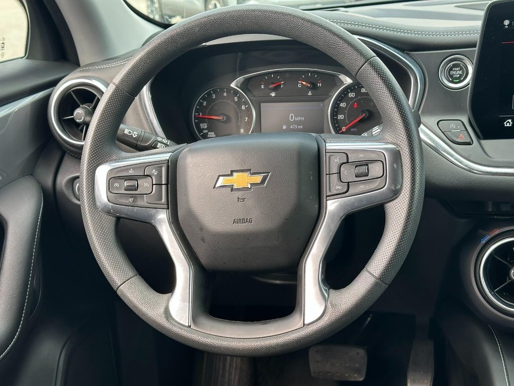 Chevrolet Blazer Vehicle Full-screen Gallery Image 12