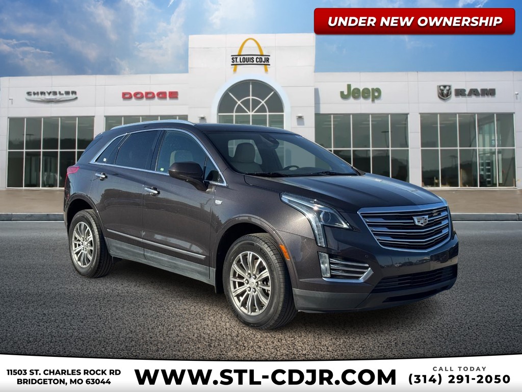 Cadillac XT5 Vehicle Full-screen Gallery Image 01