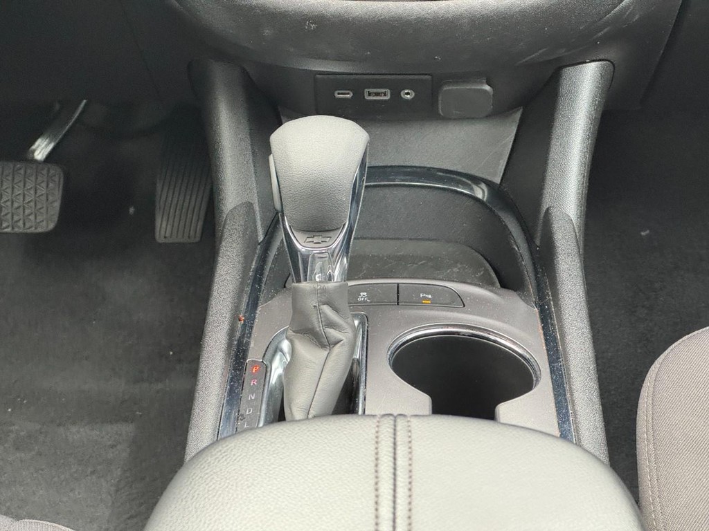 Chevrolet Malibu Vehicle Full-screen Gallery Image 13