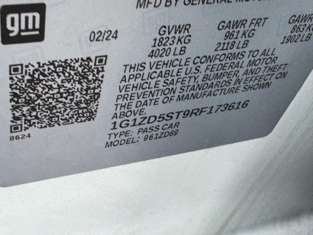 Chevrolet Malibu Vehicle Full-screen Gallery Image 24