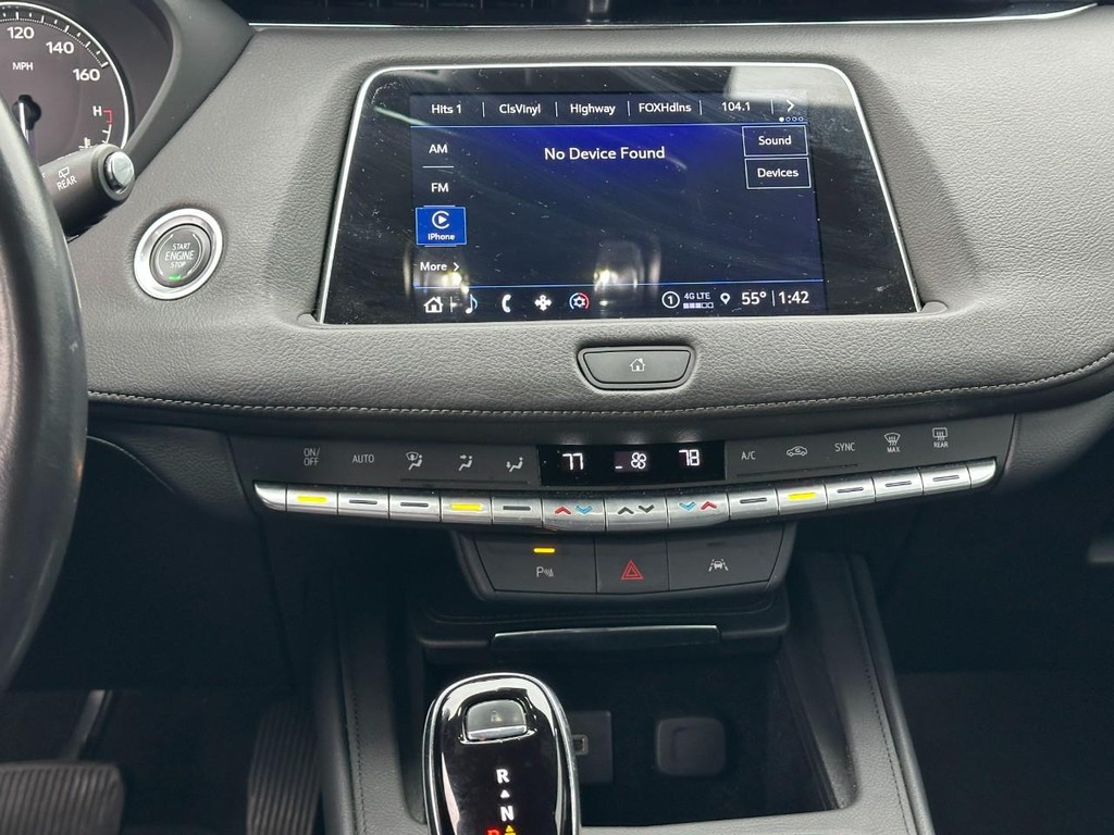Cadillac XT4 Vehicle Full-screen Gallery Image 13