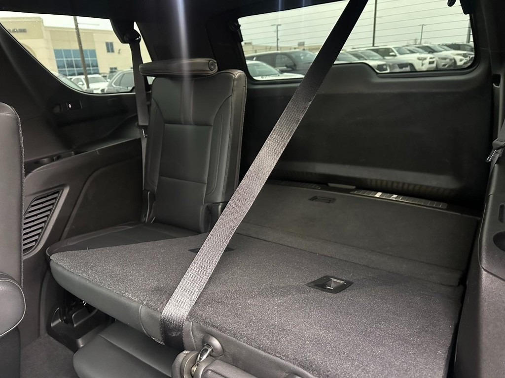 Chevrolet Tahoe Vehicle Full-screen Gallery Image 10