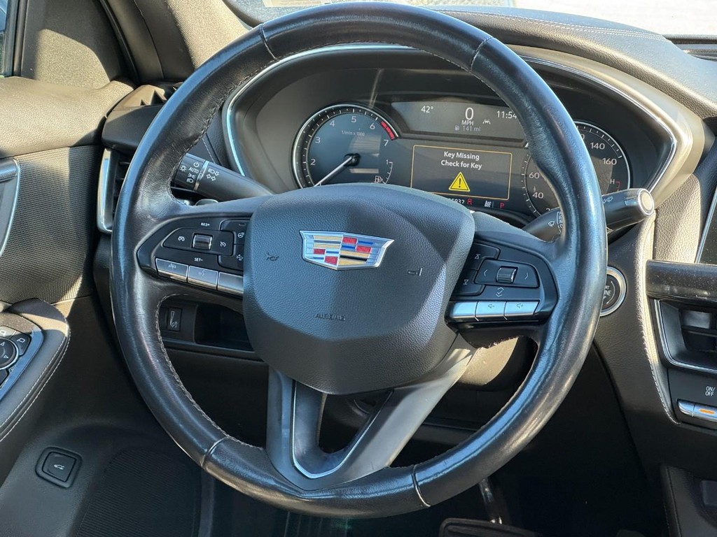 Cadillac CT5 Vehicle Full-screen Gallery Image 12