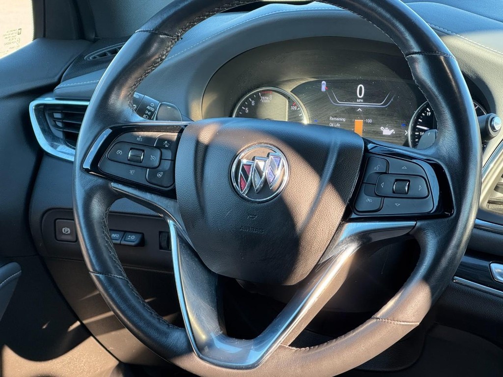 Buick Enclave Vehicle Full-screen Gallery Image 12