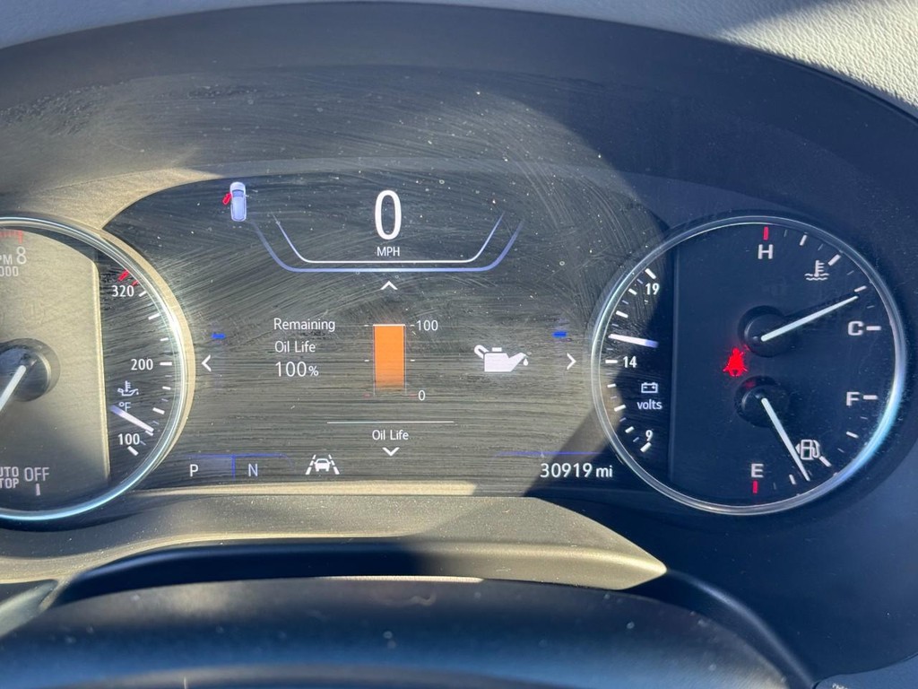 Buick Enclave Vehicle Full-screen Gallery Image 19