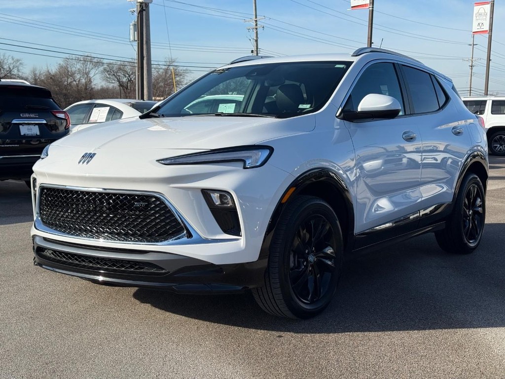 Buick Encore GX Vehicle Full-screen Gallery Image 08