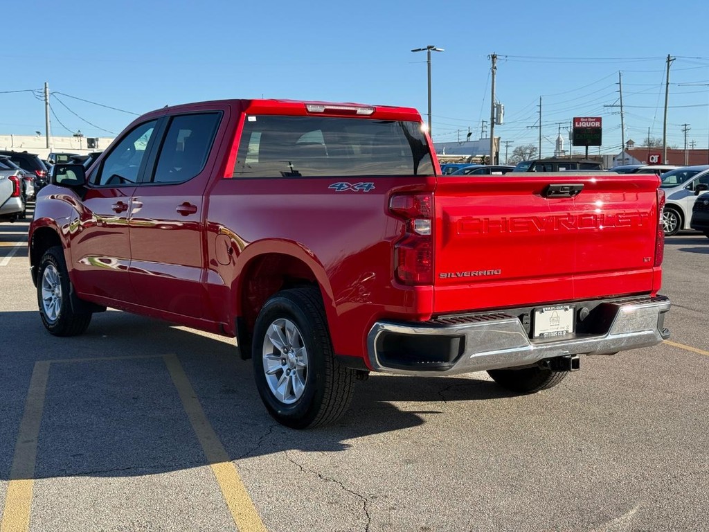 Chevrolet Silverado 1500 Vehicle Full-screen Gallery Image 05