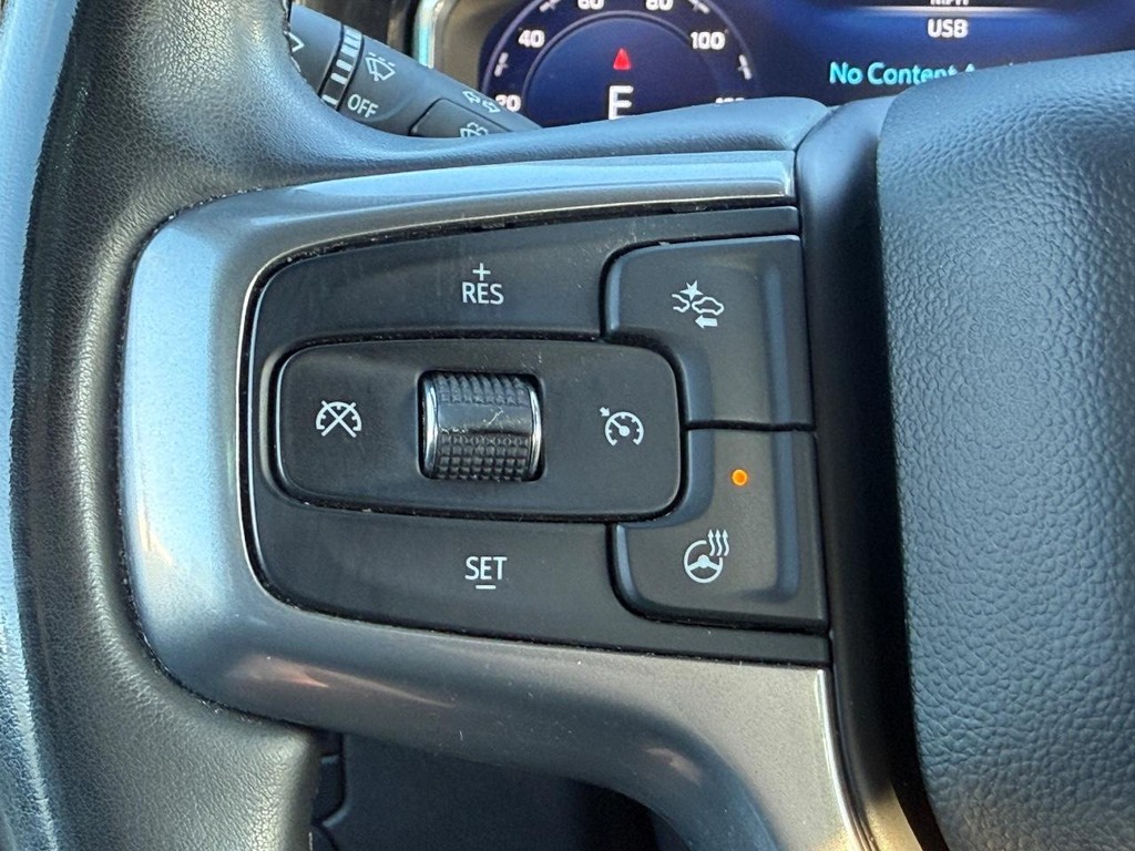 Chevrolet Silverado 1500 Vehicle Full-screen Gallery Image 13