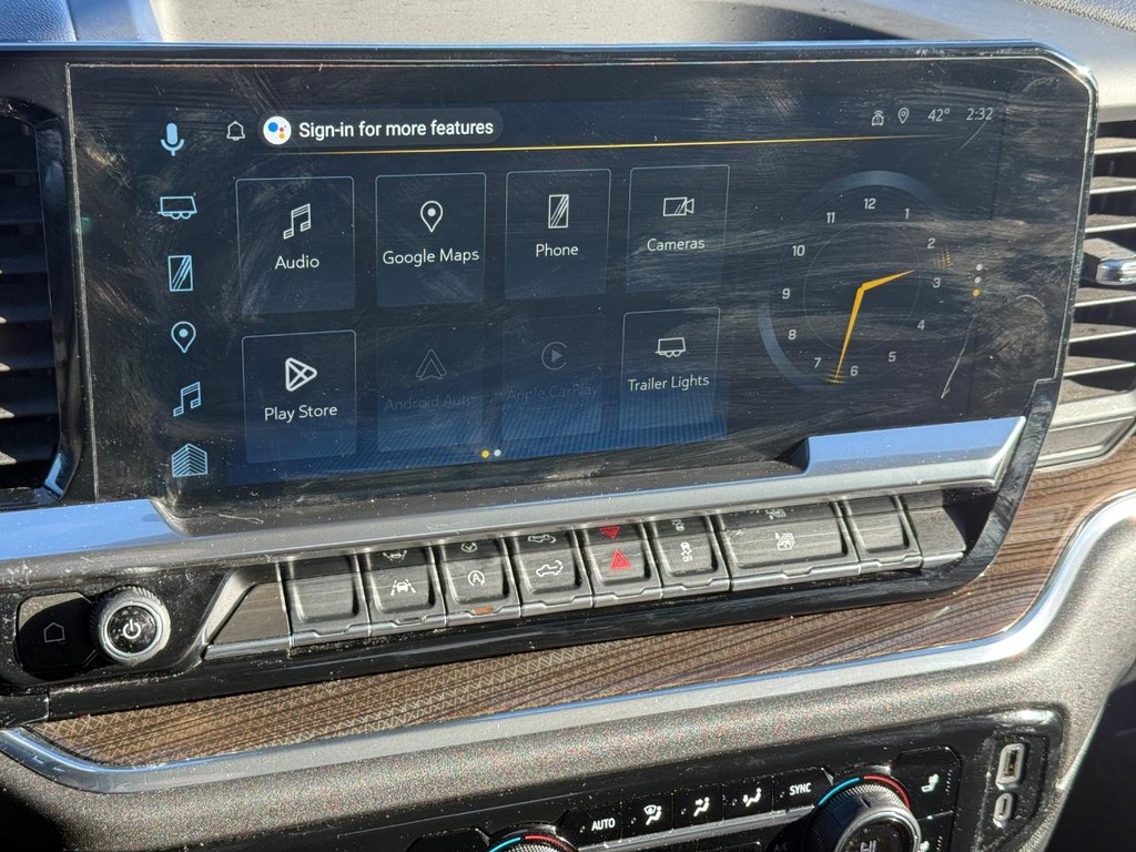 Chevrolet Silverado 1500 Vehicle Full-screen Gallery Image 15