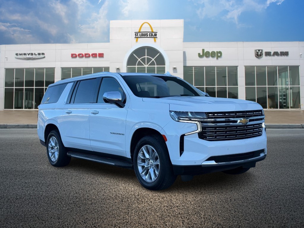 Chevrolet Suburban Vehicle Full-screen Gallery Image 01