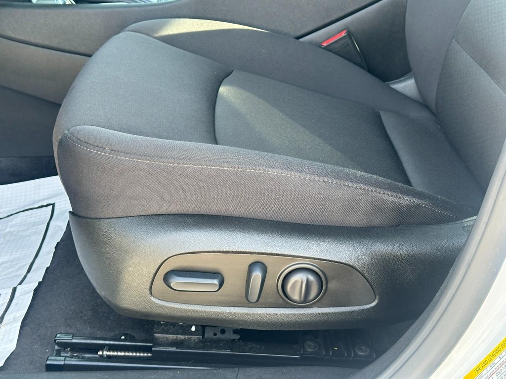 Chevrolet Malibu Vehicle Full-screen Gallery Image 18