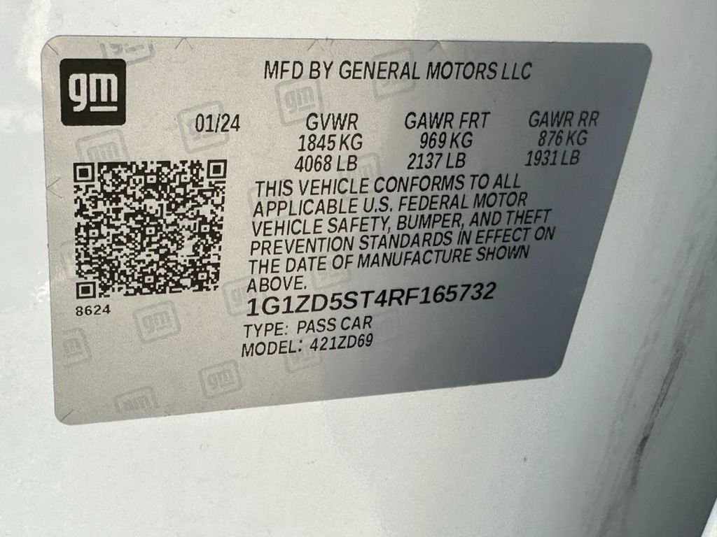 Chevrolet Malibu Vehicle Full-screen Gallery Image 24