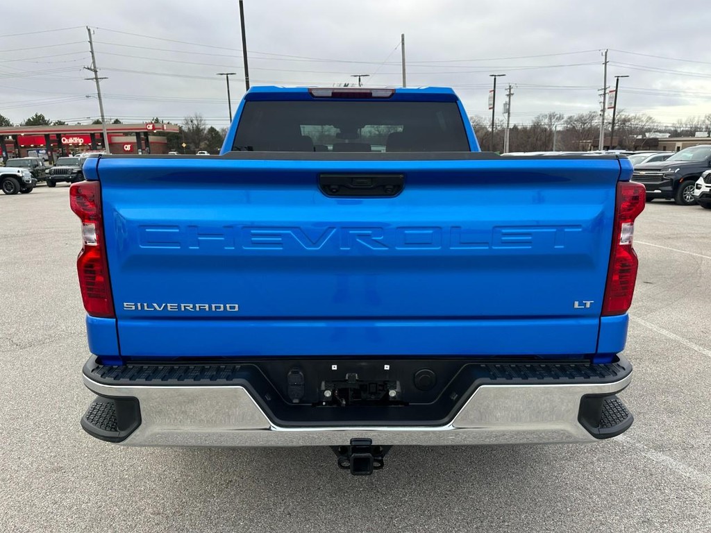 Chevrolet Silverado 1500 Vehicle Full-screen Gallery Image 04