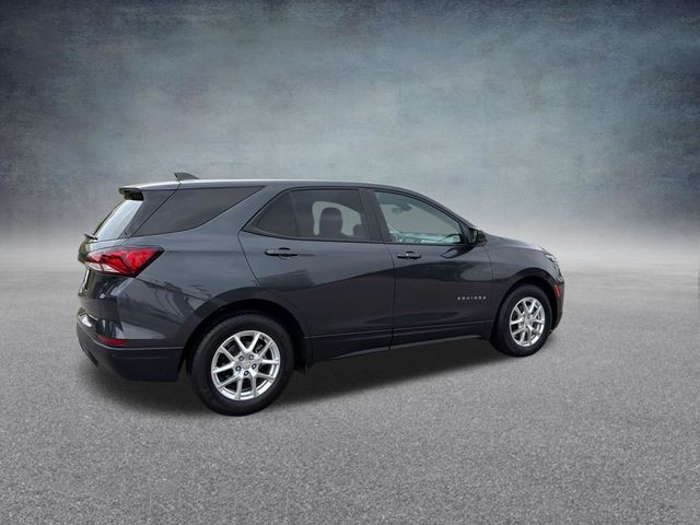 Chevrolet Equinox Vehicle Full-screen Gallery Image 04
