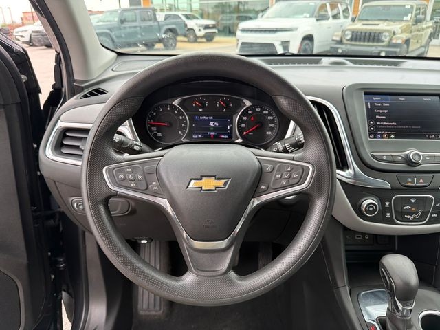Chevrolet Equinox Vehicle Full-screen Gallery Image 34