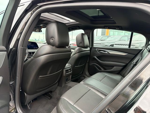 Cadillac CT5 Vehicle Full-screen Gallery Image 22