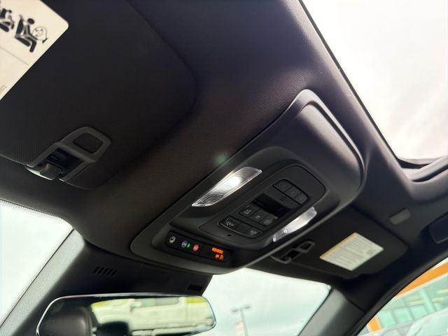 Cadillac CT5 Vehicle Full-screen Gallery Image 39