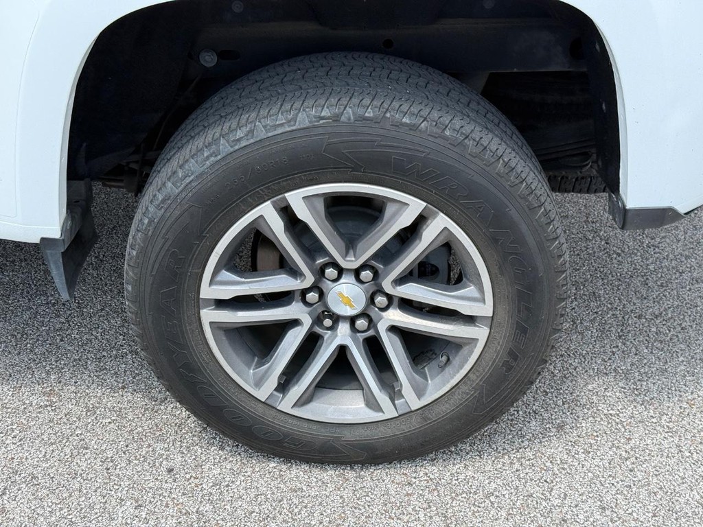 Chevrolet Colorado Vehicle Full-screen Gallery Image 08
