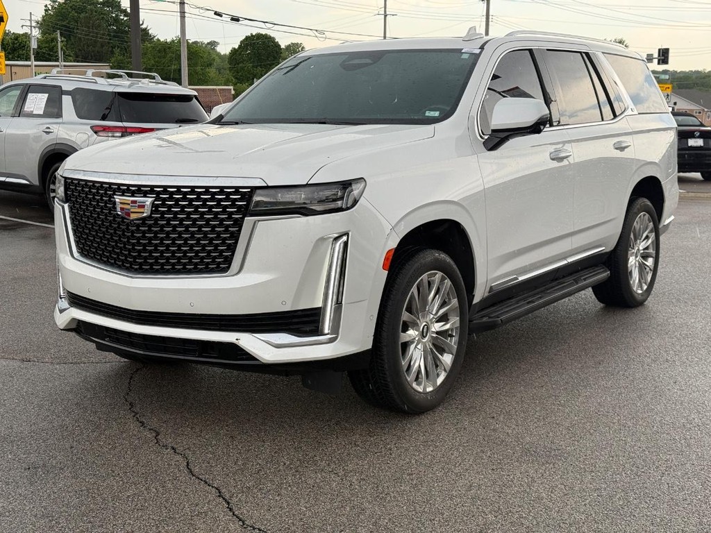 Cadillac Escalade Vehicle Full-screen Gallery Image 08